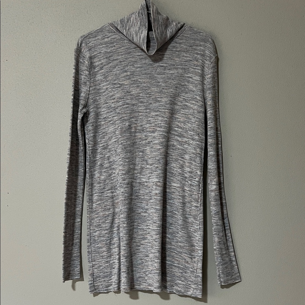 WE THE FREE Stone Cold Ribbed Split Back Tunic Top